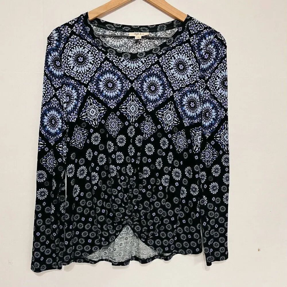 Style & Co Twist Front Top  Multicolor Blue   Sz XS   GUC